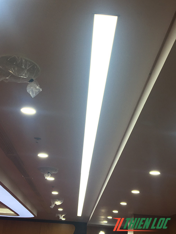 Đèn led thanh âm trần văn phòng 3m